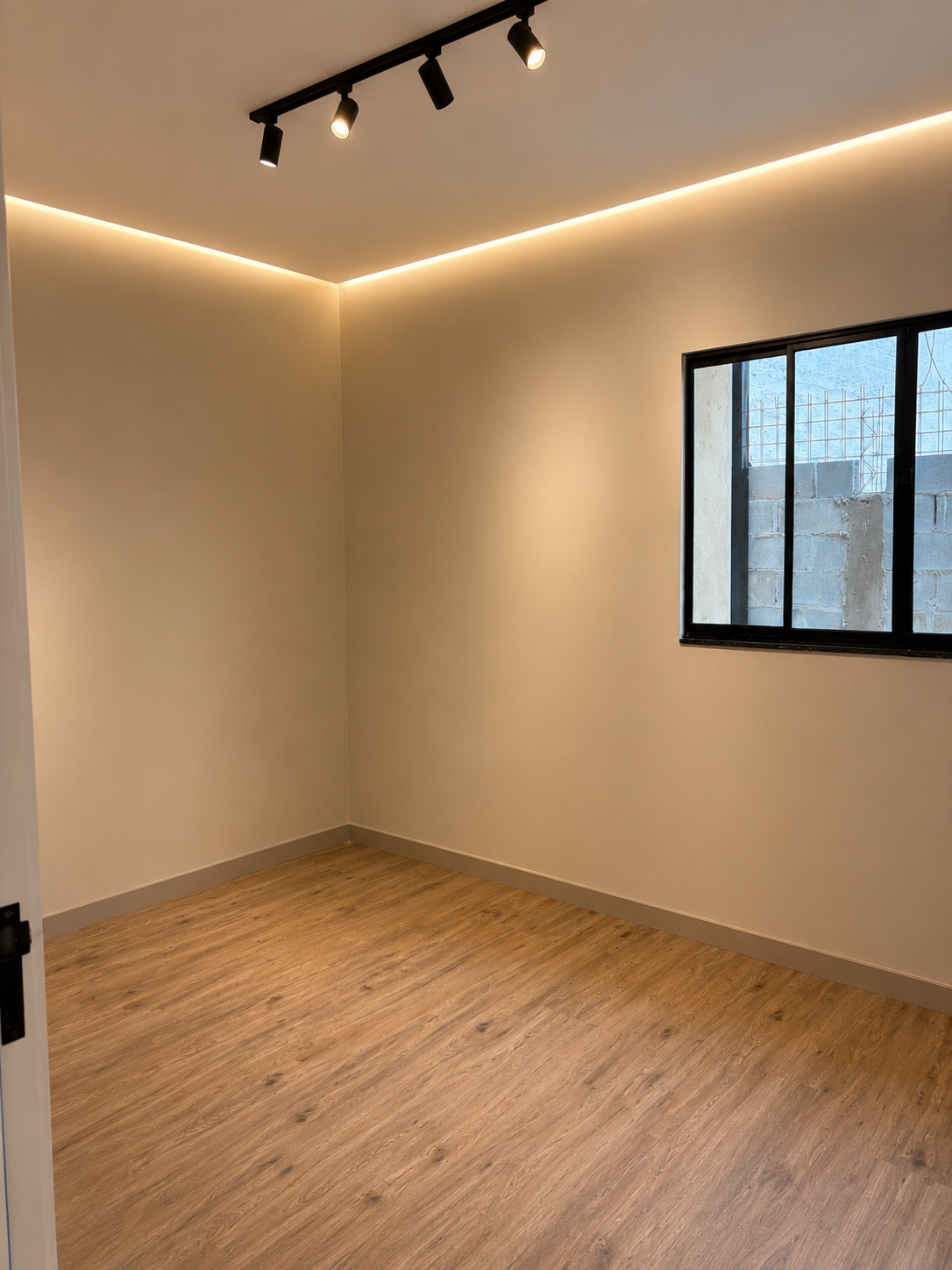 Casa 106m² (Rebocada) Curitiba/Butiatuvinha-PR